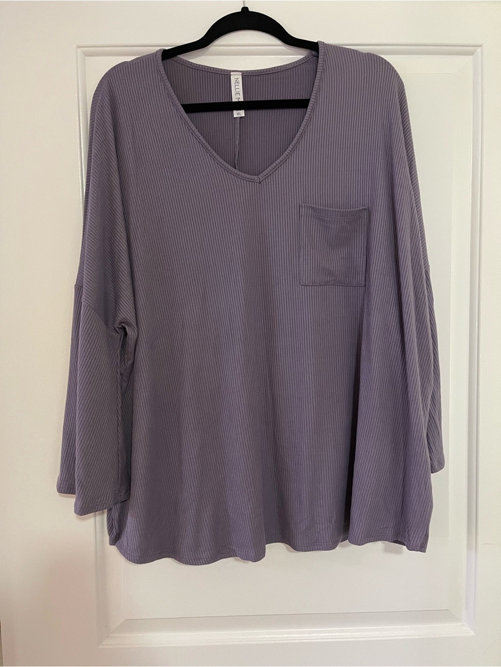Nellie Mae Women’s Dusty Lavender Ribbed V-Neck Pocket Long Sleeve Top - Size XL